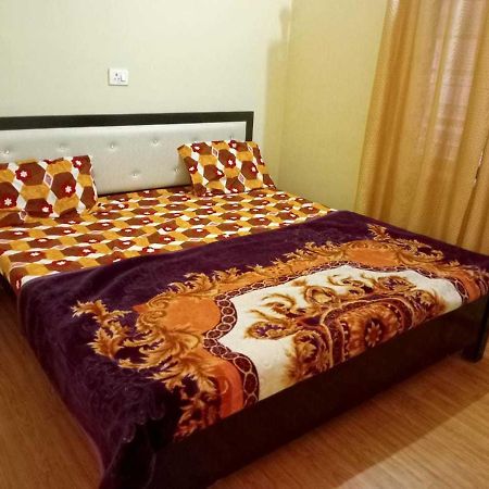 Oyo Hotel Ss Grand Лакхнау Екстер'єр фото